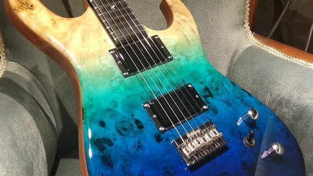 Çalgıhane Enstrüman Yapım Bakım Onarım Tamir Atölyesi Luthier Cihan Ereke