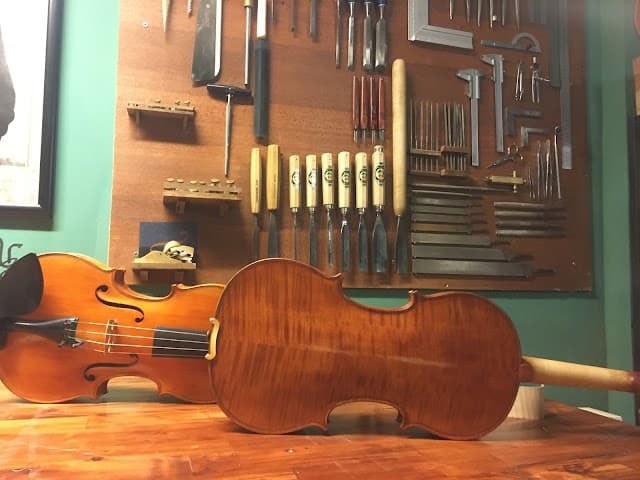 Riccio Violins