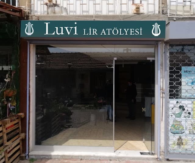 Luvi Lir, Lavta, Ud Üretim Atölyesi
