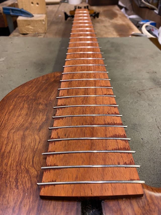 Volkan Özdemir Gitar Atölyesi