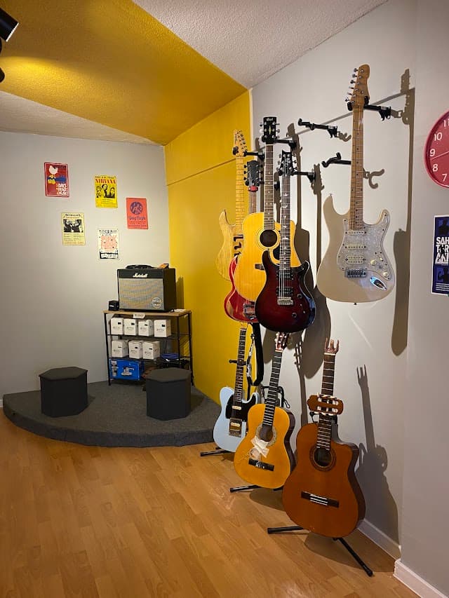 Gravity Guitar Lab