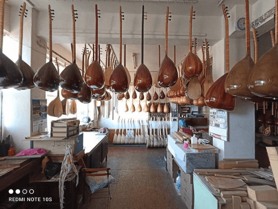 Gönlüm Bağlama İmalathanesi