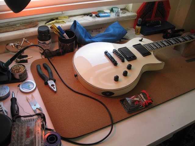 Luthier Mizga - Gitar ve Enstrüman Tamiri