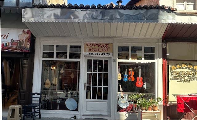 TOPRAK MÜZİK EVİ