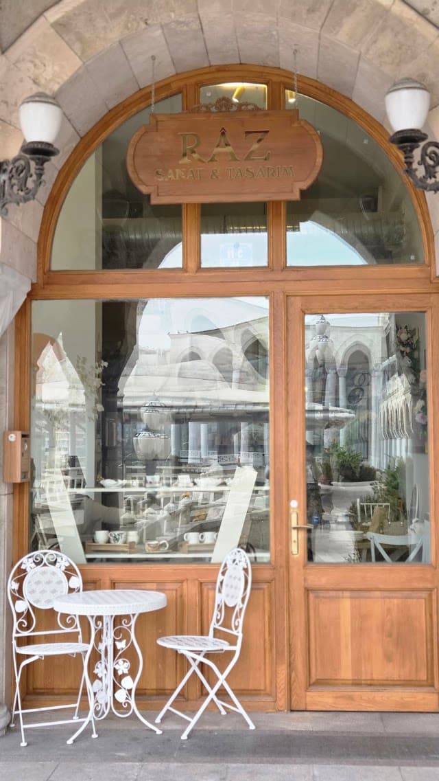 Râz Sanat