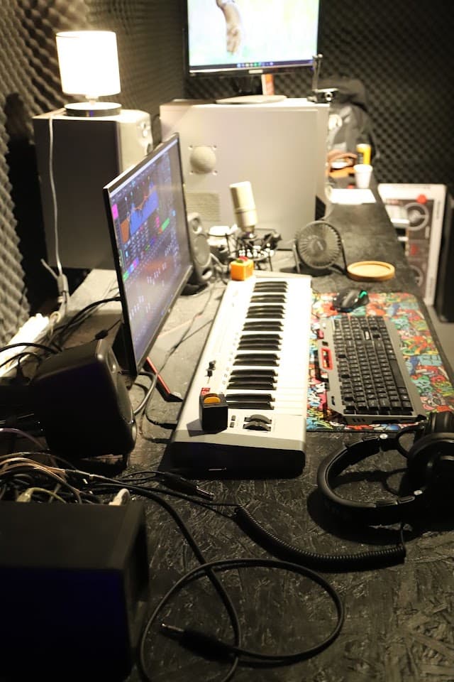Pluton Müzik Medya