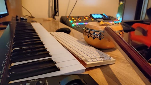 AGaripgazioğlu Studio Desibel