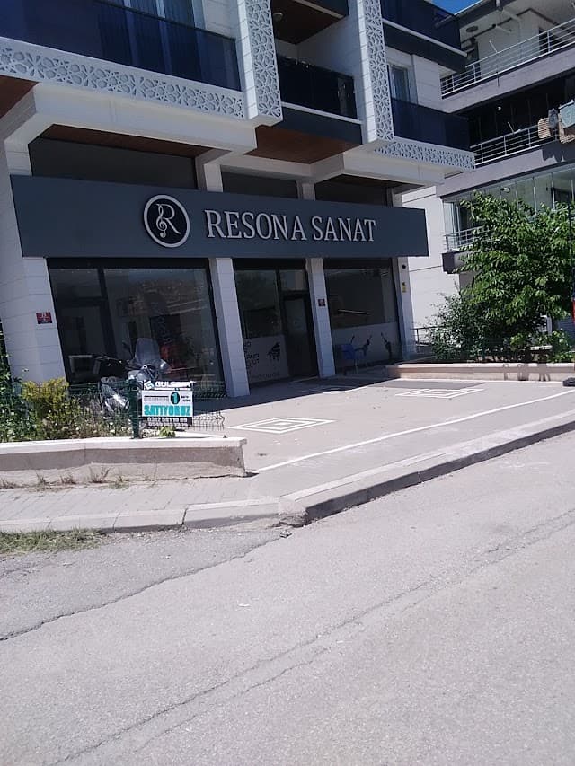 Resona sanat
