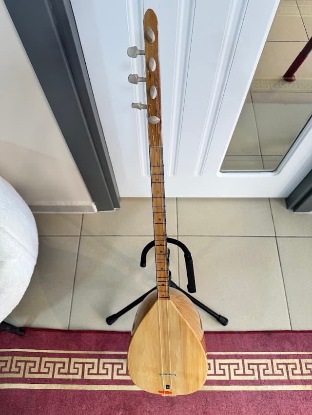 ADEN SANAT AKADEMİ MÜZİK EVİ