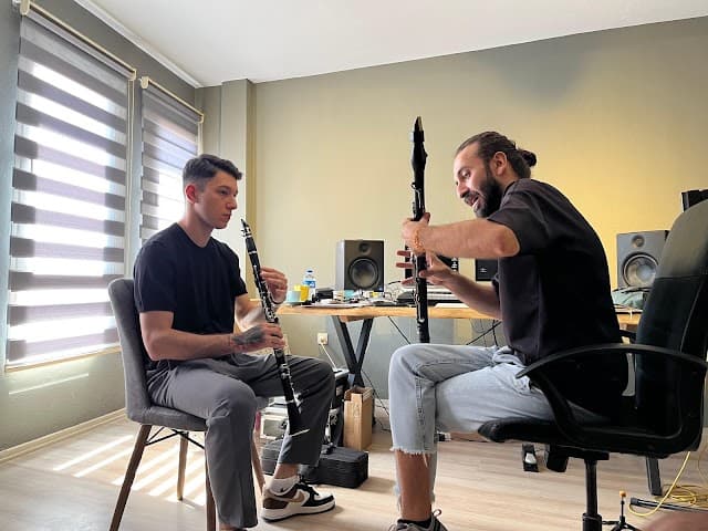 Atölye Klarnet (Bireysel Klarnet, Yan Flüt ve Muzik Dersleri)