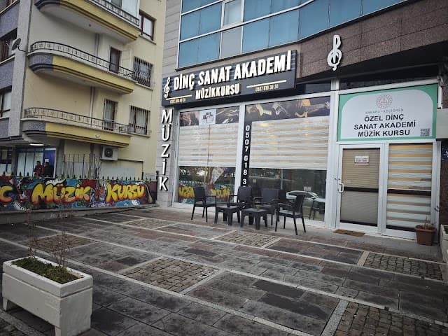 ÖZEL DİNÇ SANAT AKADEMİ MÜZİK KURSU