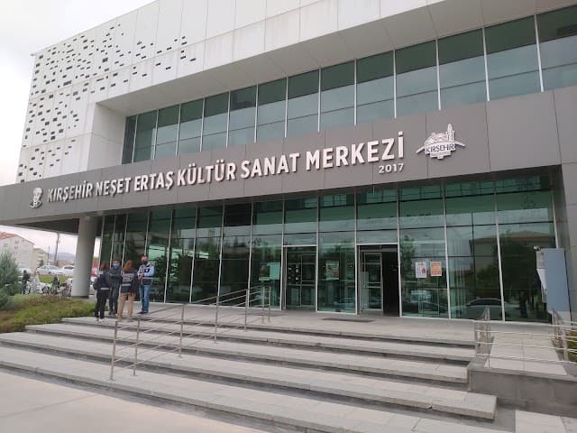 Neşet Ertaş Kültür Sanat Merkezi