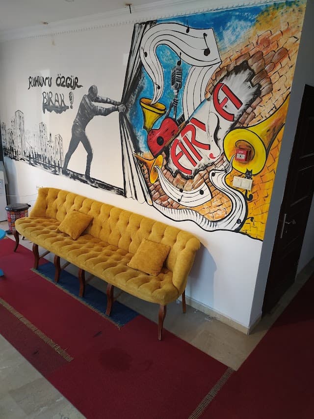 Arya Sanat Akademisi