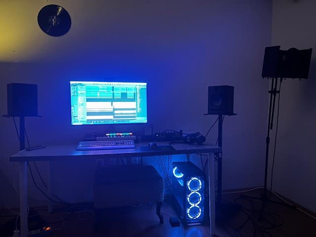 Falez Records