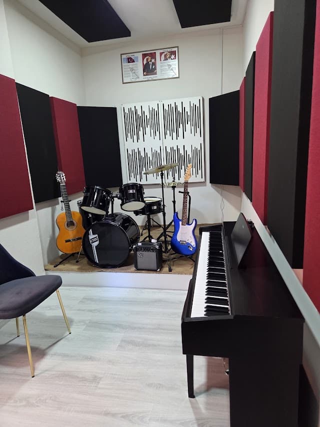 SENFONİ SANAT MERKEZİ NİĞDE