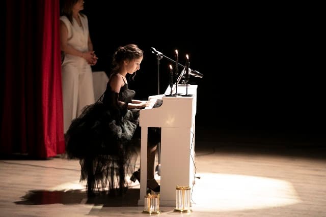 MEB Özel Alber Akademi Müzik Okulu