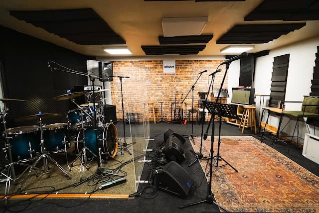 ALTIDÖRT RECORDS