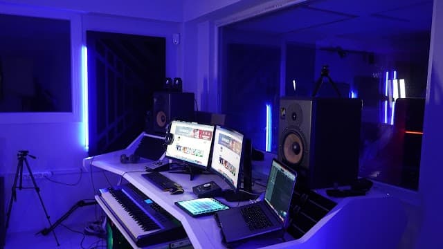 Bendo Music - İzmir Rap Stüdyosu, Klip Çekimi, Beat Yapımı, Mix ve Master