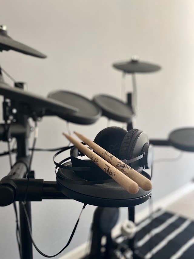 Emre Aytaç Müzik Kayıt stüdyo