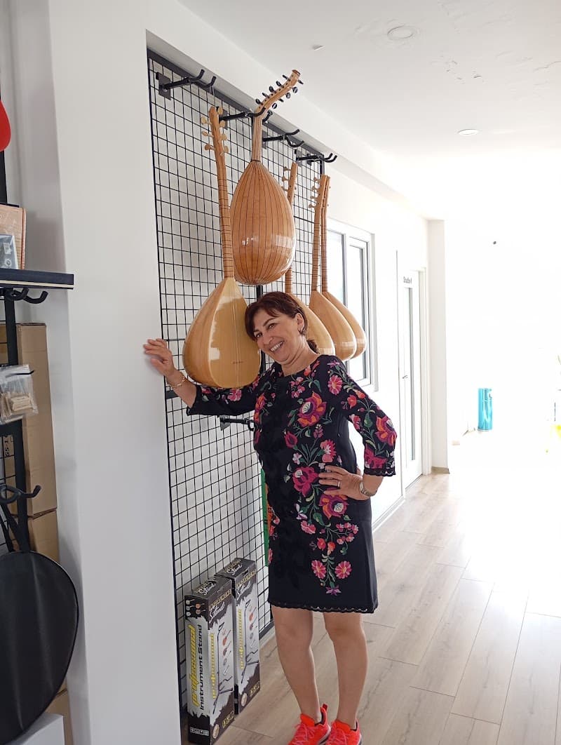 Biz Bize Müzik Evi