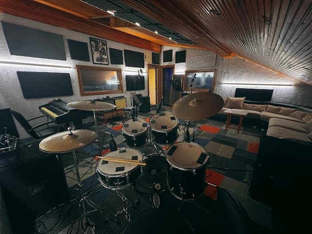 Studio Safkan Kayıt & Prova & Prodüksiyon Stüdyosu