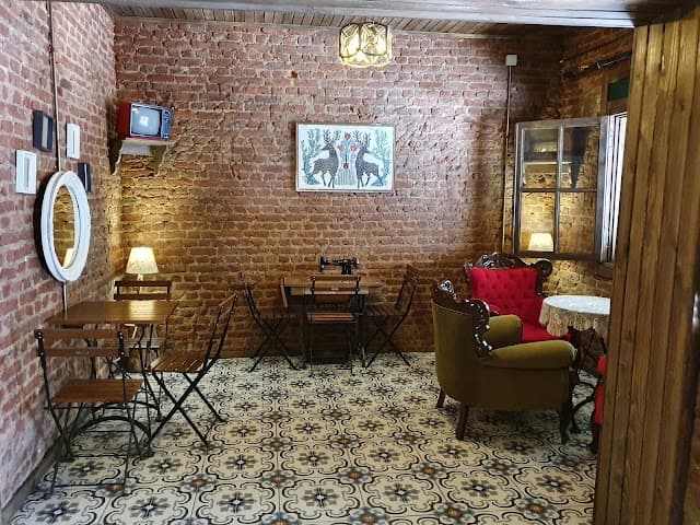 Seyyah Stüdyo Cafe & Müzik Stüdyo & Prova Kayıt