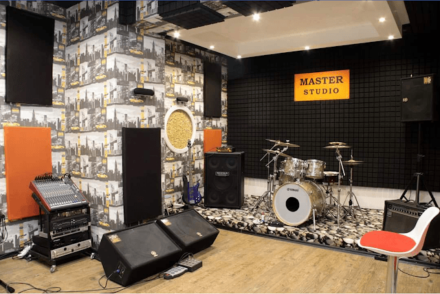 Master Studio