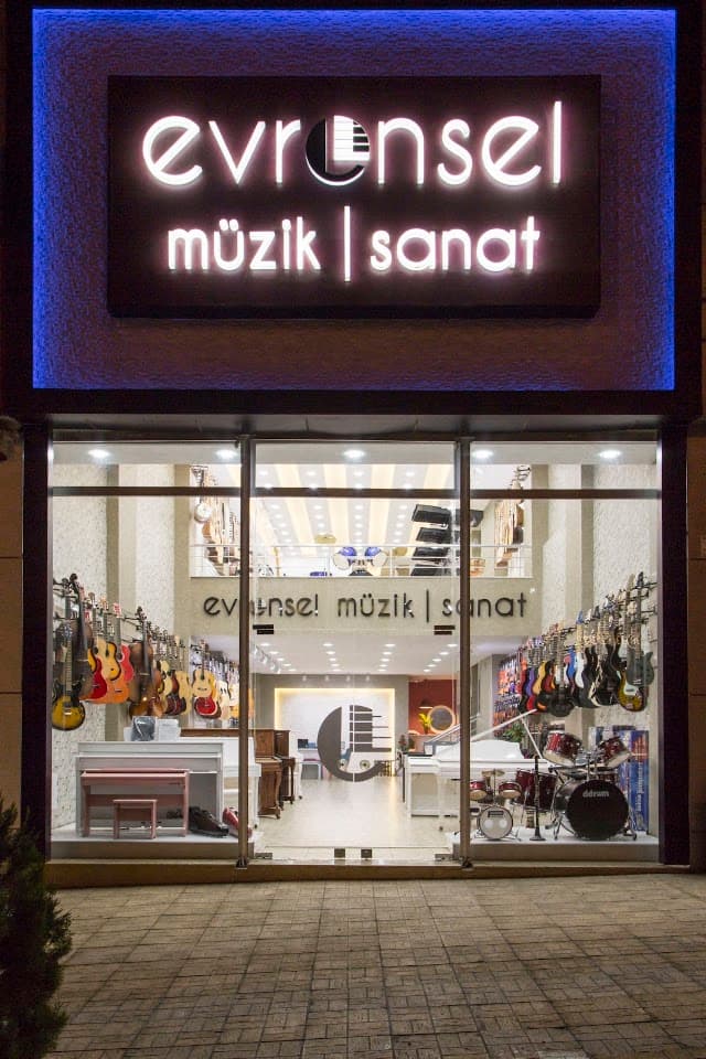 Evrensel Müzik ve Sanat Merkezi