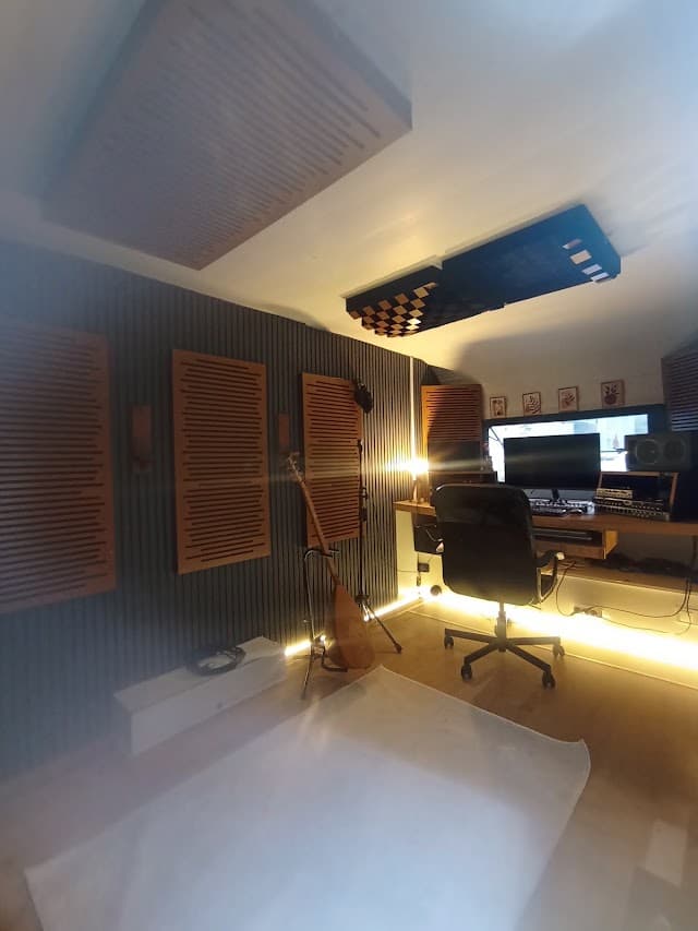 4 M2 Stüdyo (karavan müzik stüdyosu)