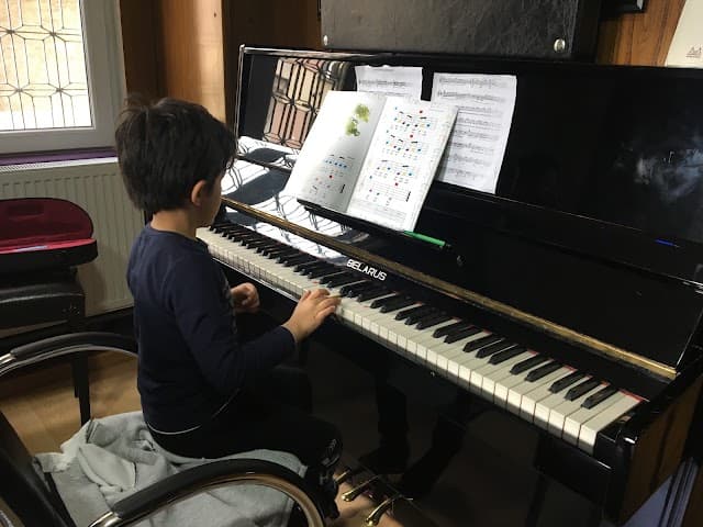 Dost Muzik Evi