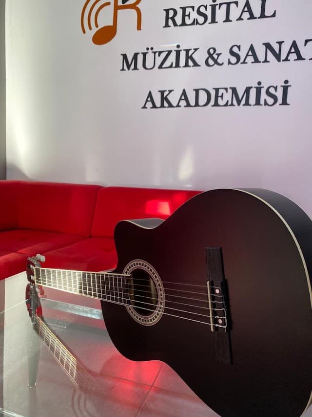 RESİTAL MÜZİK VE SANAT AKADEMİSİ
