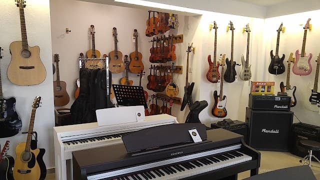 Savaş Somuncu Müzik Merkezi