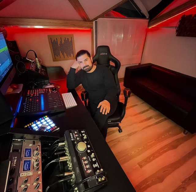 Serdar Secme Music